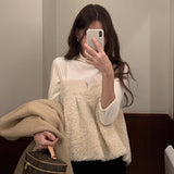 Korean Chic Winter Atmosphere Sense Of The Mood Of The Age-Reduced Design Of The Gentle Temperament Wearing Lamb Hair Sling Vest Woman