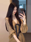 [Lillian] French Pure Desire V-Neck Bow Bow Waist A-Summer Female Summer Temperament Retro-Tailed Short Dress Dress