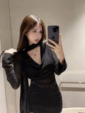 Salt Wears Fashion V-Shaped Collar Chic Top 2025 Spring And Summer New French Temperament Heart Machine Thin T-Shirt Girl