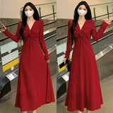 Large-Size French Knitted Dress Women Autumn Slim V Collar Bottom Small Black Dress Hepburne Fat Mm Hanging Skirt