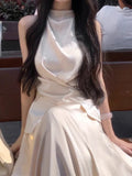 [Falling White Moon] Niche Design Feeld With A Thin Set With Fashion Two Sets Of Temperament Long Skirt